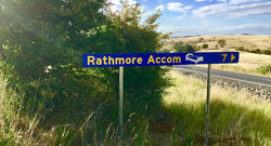Rathmore 7km sign